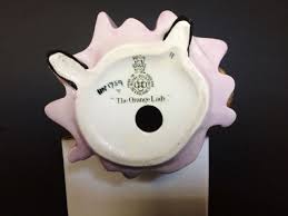 Royal Doulton Figurines "the Orange Lady" HN 1759 Excellent Condition - Etsy Canada