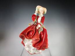 Royal Doulton Lady TOP O' THE HILL England Figurine HN1834 ...