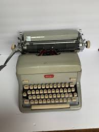 1959 Royal FPE 6215953 Vintage Standard Typewriter Manual ...