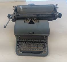 1949 Royal Typewriter | eBay