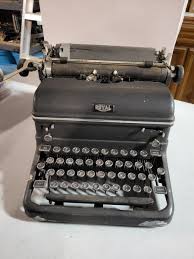 Royal Touch Control Magic Margin Manual KMM Typewriter ...