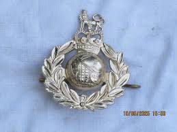 Royal Marines Commando Cap Badge, Anodised Aluminium ...