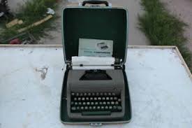 Vintage 1956 Royal Companion Typewriter & Case | eBay