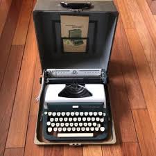 Vintage Underwood ACE Manual Typewriter With Case - Etsy