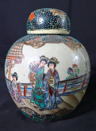 Vintage Royal Satsuma Hand Painted Ginger Jar sold at auction on 30th March | Basel Auction
