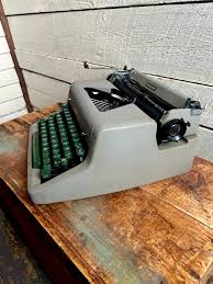 50s Royal Aristocrat Portable Typewriter 1960s Hard Case ...