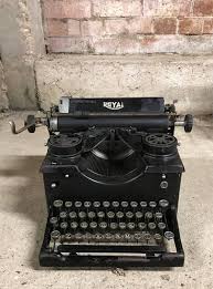 Fabulous Vintage Circa 1920's Royal Typewriter - Etsy Singapore