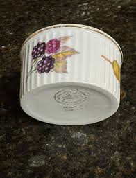 Royal Worcester Evesham Gold Rim Ramkin Olive And Berries ...