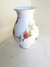 Vintage Fine Porcelain Fruit Vase by Royal Worcester Evesham ...