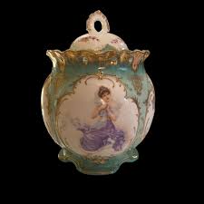 Antique Royal Vienna Beehive Mark Lidded Portrait Biscuit Jar Green w Gold Gilt | eBay