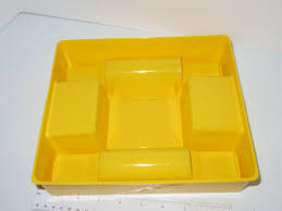 1988 Win Lose or Draw Board Game Yellow Plastic Tray ...