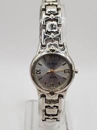 Geneva Ladies Fashion Quartz Watch 23mm Round Silver ...