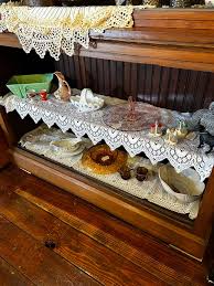 Here you go. New vendors and old vendors too! Have you heard about Grandmacoredecor. We have it all covered. See you soon.