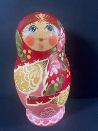 Vintage Matryoshka Nesting Doll Set - Handpainted 5 Pcs ...