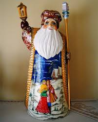 Santa: Couple Carved Figurine