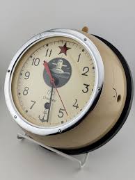 Russian Soviet B CCCP Navy Kauahguyckue Red Star Maritime Submarine Clock & Key | eBay