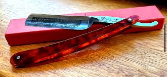 Red Textured Paper Traditionally Made Straight Razor Box ...