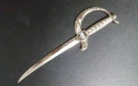 サーベル型 ペーパーナイフ フランス パリ - メルカリ