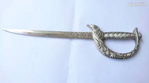 Coupe papier - Décoration