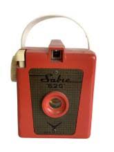 Sold at Auction: VINTAGE 1950'S SABRE 620 BAKELITE ...