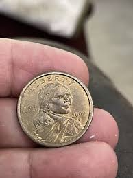 SACAGAWEA 2000-P One Dollar Coin Authentic Rare Gold Color ...