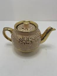 Sadler Teapot Pink w/ Gold Trim #1557 | eBay