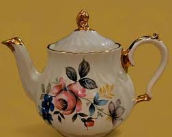 Vintage Sadler England Two Cup Teapot With Gold Detailing ...