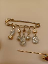 Lot of 4 pins and keychain | eBay