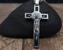 Older Crucifix, Jesus on the Cross, Pendant. 1940's. Catholic/christian/goth. - Etsy