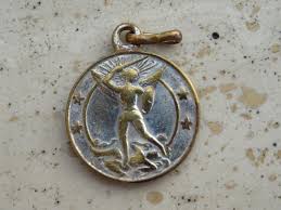 Colgante religioso antiguo de plata francesa con medallón y dije de San Miguel Arcángel, Santísimo Cristo y Santa María. D 27 - Etsy México