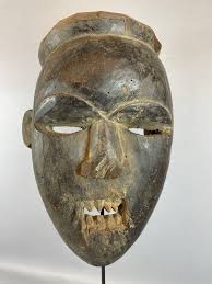220633 - African Salampusu Mask - Angola. - Etsy