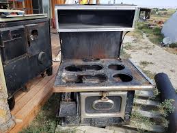 ANTIQUE C. HEINZ STOVE