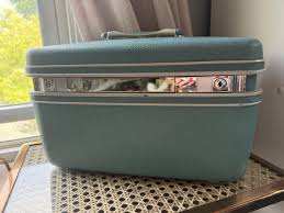 Vinyl True Vintage Blue Vintage Luggage & Vintage Travel Accessories for sale | eBay