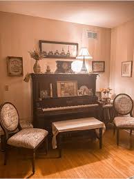 Introduction and sharing a photo