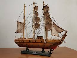 BARCA NAVE VASCELLO ARTIGIANALE IN LEGNO PRODOTTA A MANO VERNICIATA | eBay