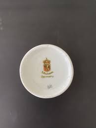 Two Schumann Germany 3 1/4“ Vases. Decorative Floral Design. | eBay