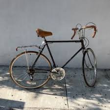 vintage 12 speed Schwinn bike brown size 22 for Sale in South Gate, CA - OfferUp