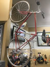 A red colored 1983 Trek 720 - Bike Forums