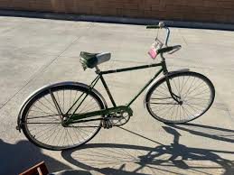 Vintage** 1969 Schwinn Deluxe Racer Bicycle | Mercari