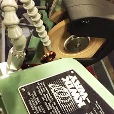 Kwik-Way SVSII Deluxe Valve Refacer - HP – Woodward Equipment