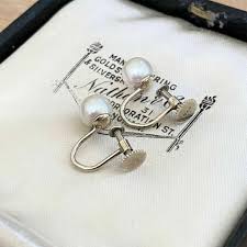 9ct White Gold Cultured Pearl Earrings - Perfect for Everyday and Evening Wear | Birthstone for June