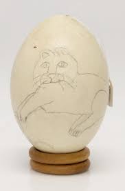 Sold at Auction: Handbemaltes Schwanenei