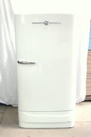 General Electric Authentic 1950's Vintage Refrigerator AC-82 ...