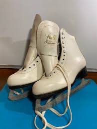 Lange Aquarius Figure Skates Adult 8 (Used) | SidelineSwap ...