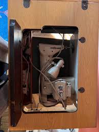 Vintage Singer Sewing Machine & Table, Made in France ...