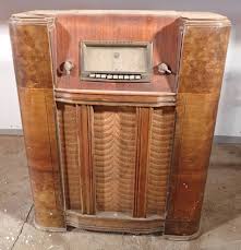 Silvertone Console Tube Radio