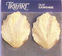 Vintage Signed Trifari Brilliant Gold Textured Big Leaf Leaves Couture Earrings - Etsy