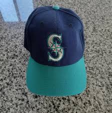 Spot Specialties | Other | Vintage 9s Seattle Mariners Spot ...