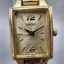 Vintage Rectangular Ladies Watch: Seiko Gold Colored Womens ...