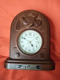 1987 Disney Mickey Mouse 60th Anniversary Seiko Clock Quartz ...